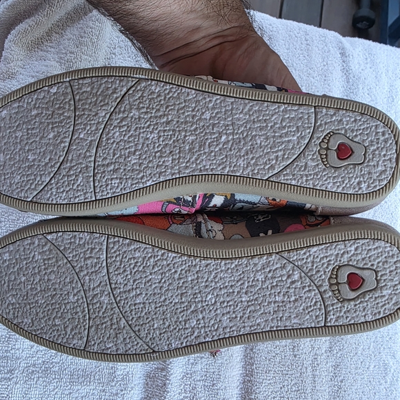 BOBS from Skechers Multicolor Dog Patterned Flats Sz 6.5 - Picture 5 of 7